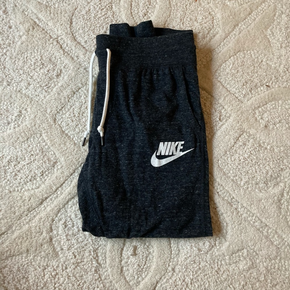 NWT Nike Vintage Gym Capris